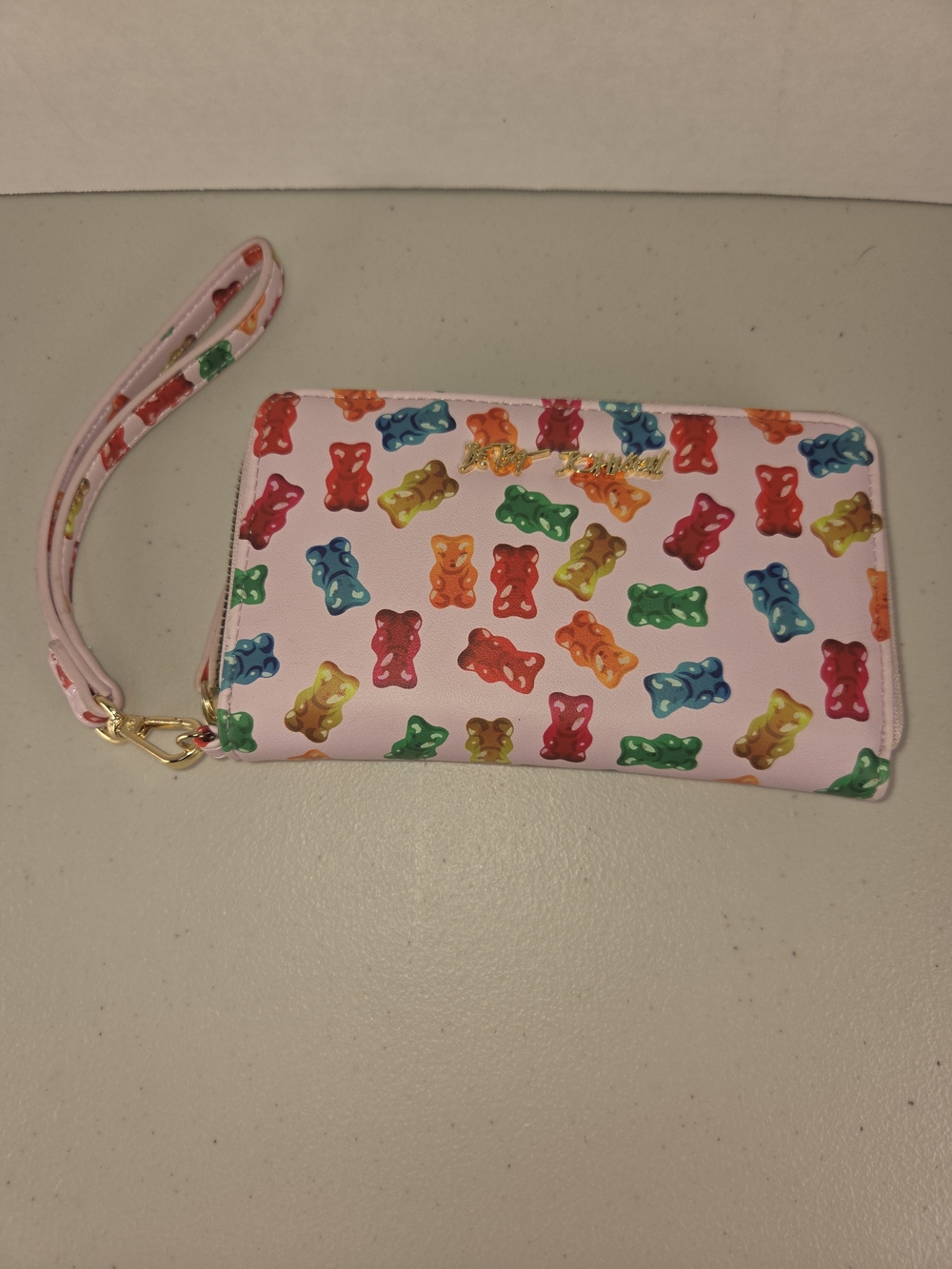 NWOT Betsey Johnson Pink Gummy Bear Print Wristlet Wallet